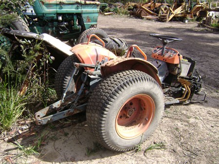 Kubota B7100 - GT2156