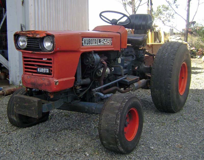 Kubota 245 - GT2223