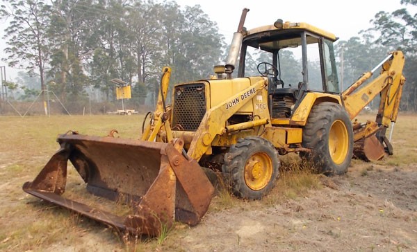 John Deere 310C - GT2360