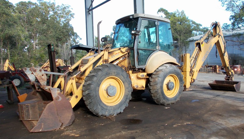 New Holland LB115 Backhoe - GT2388